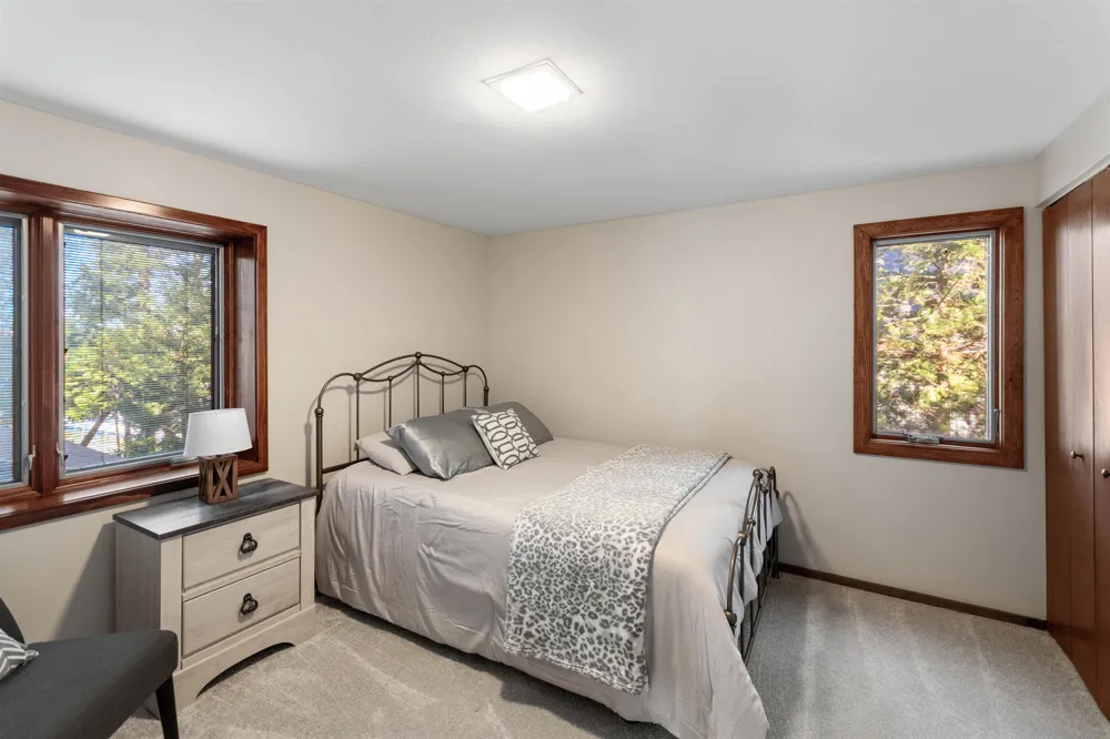 1335 W Outer Drive Long Lake Township, MI 49685