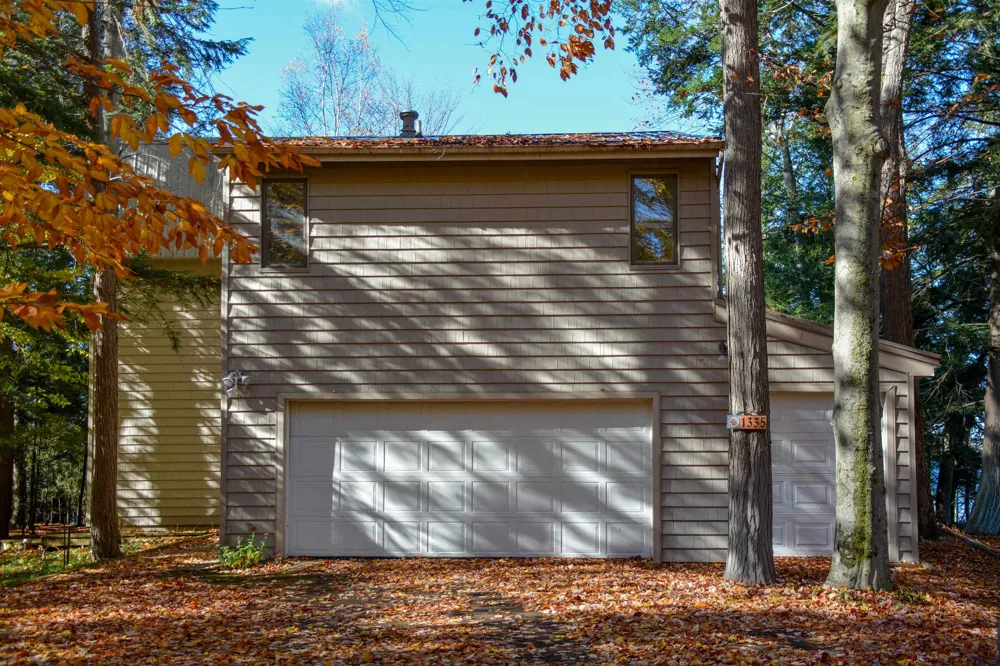 1335 W Outer Drive Long Lake Township, MI 49685
