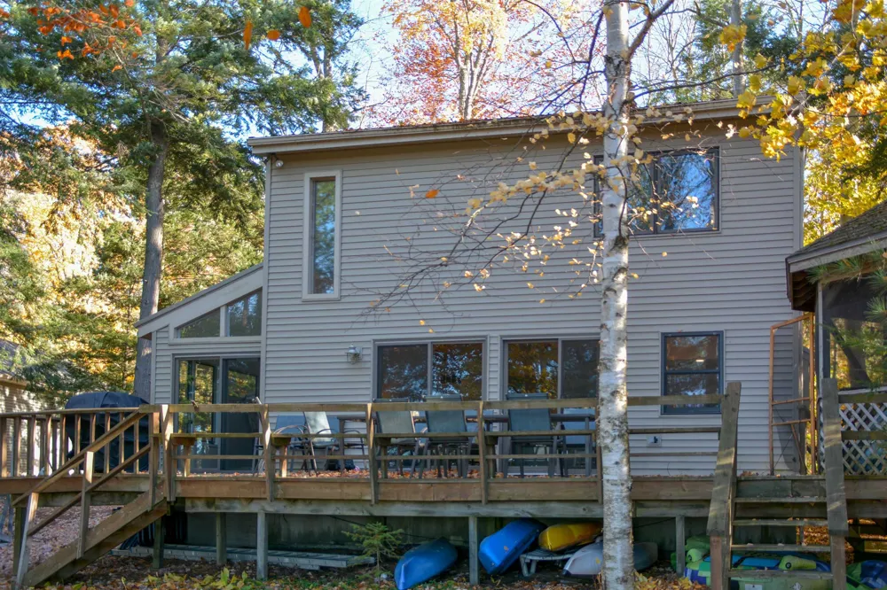 1335 W Outer Drive Long Lake Township, MI 49685