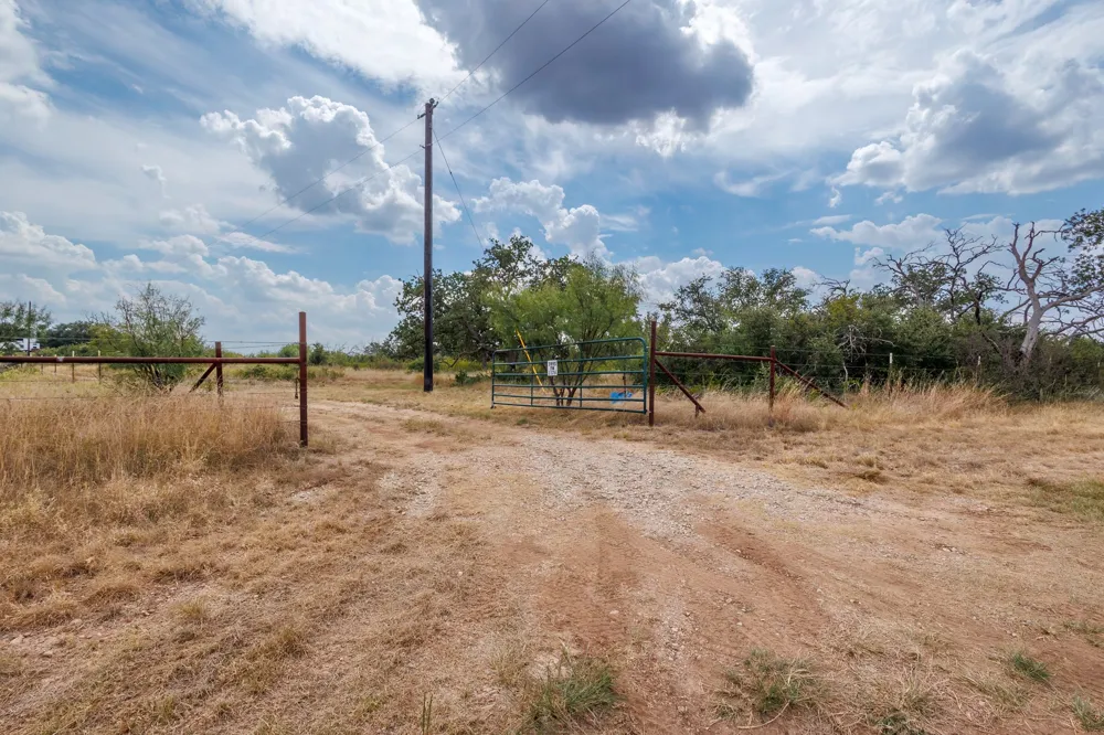 3995 FM 1176 Brownwood, TX 76801