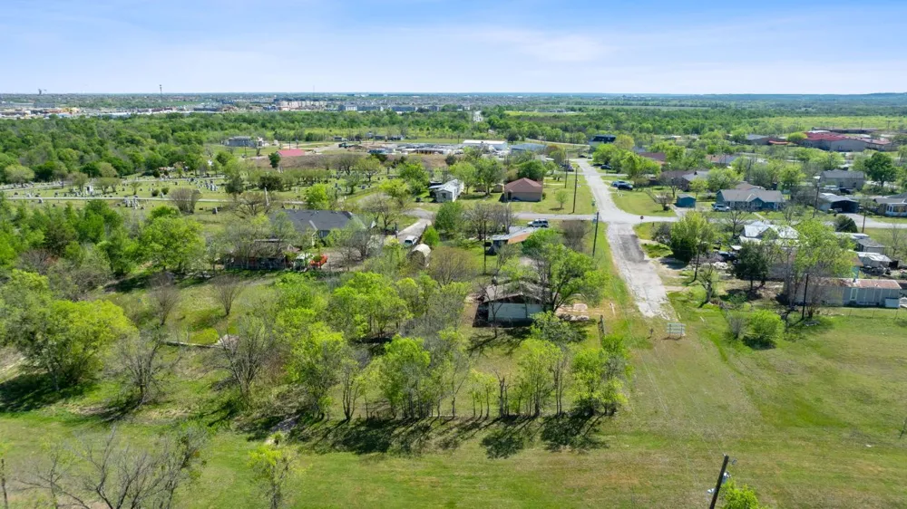405 E Browning Street Manor, TX 78653