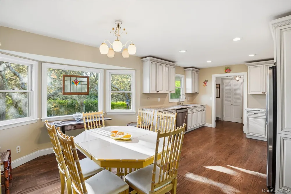 15 Club Drive Southampton, NY 11968