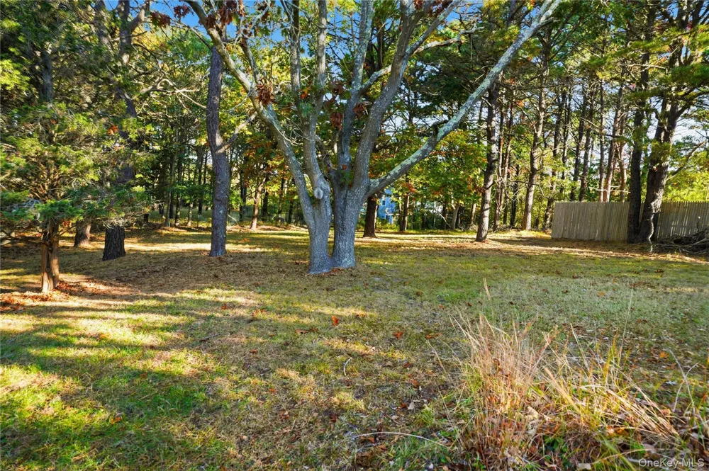15 Club Drive Southampton, NY 11968