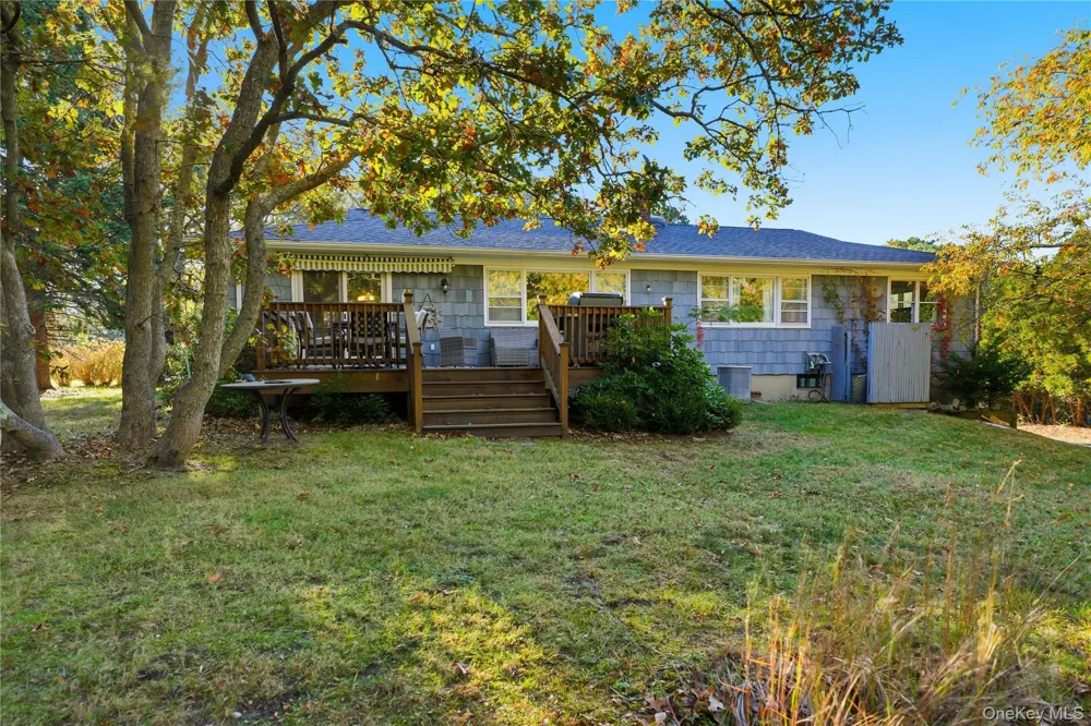 15 Club Drive Southampton, NY 11968