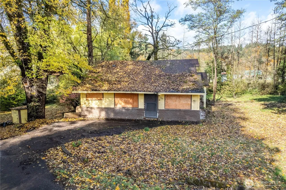 2104 Delameter Road Castle Rock, WA 98611