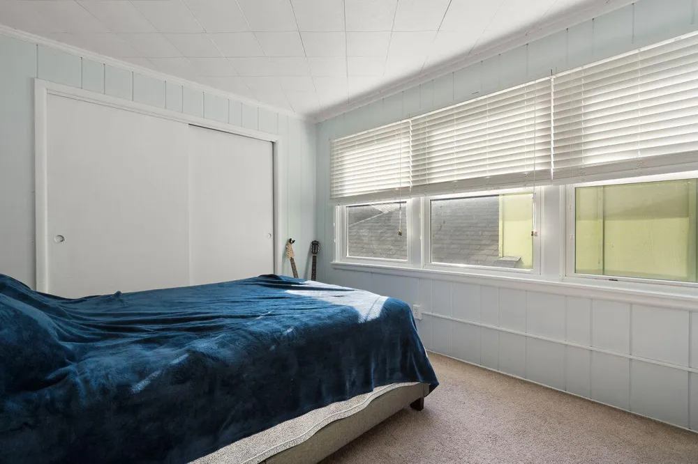 514 Lake Shore Drive Michigan City, IN 46360