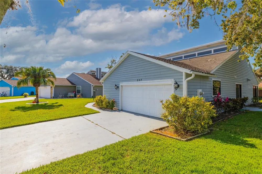 257 S GULL DRIVE Daytona Beach, FL 32119