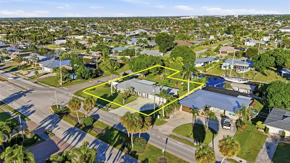 5229 PELICAN BOULEVARD Cape Coral, FL 33914