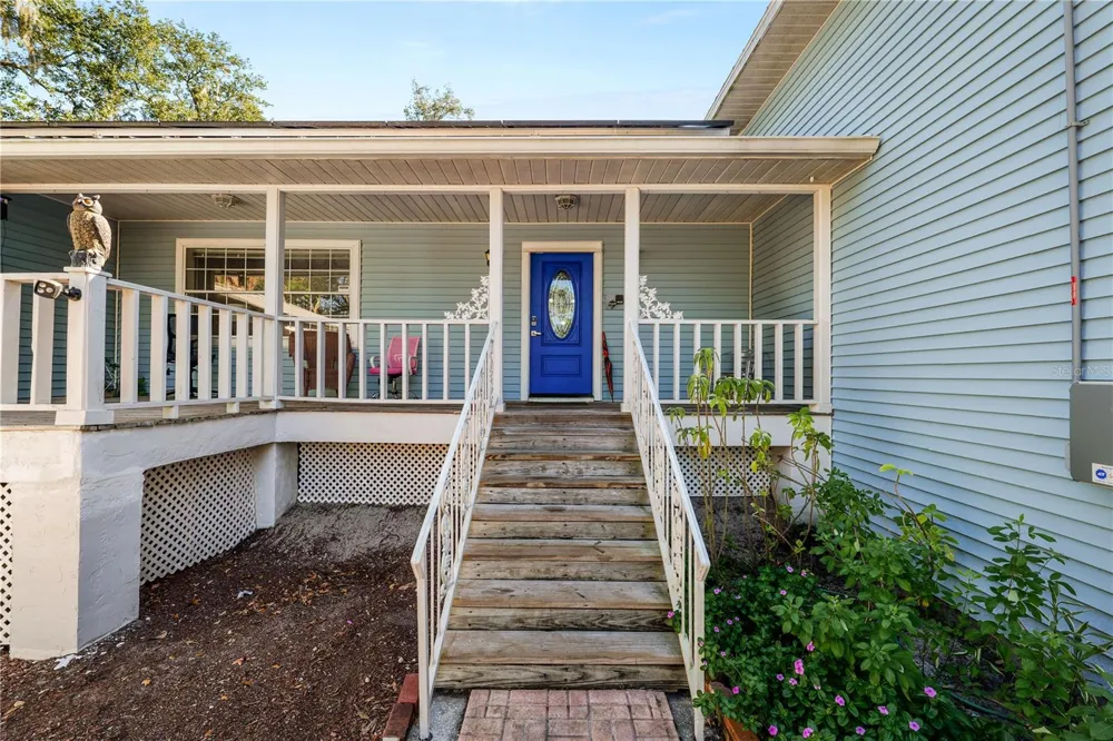 109 NE 4TH AVENUE Mulberry, FL 33860