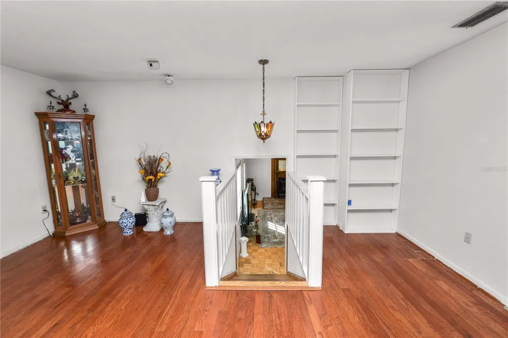 109 NE 4TH AVENUE Mulberry, FL 33860