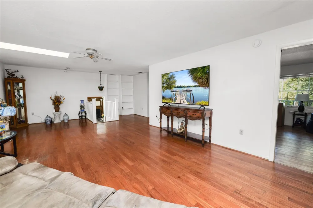 109 NE 4TH AVENUE Mulberry, FL 33860