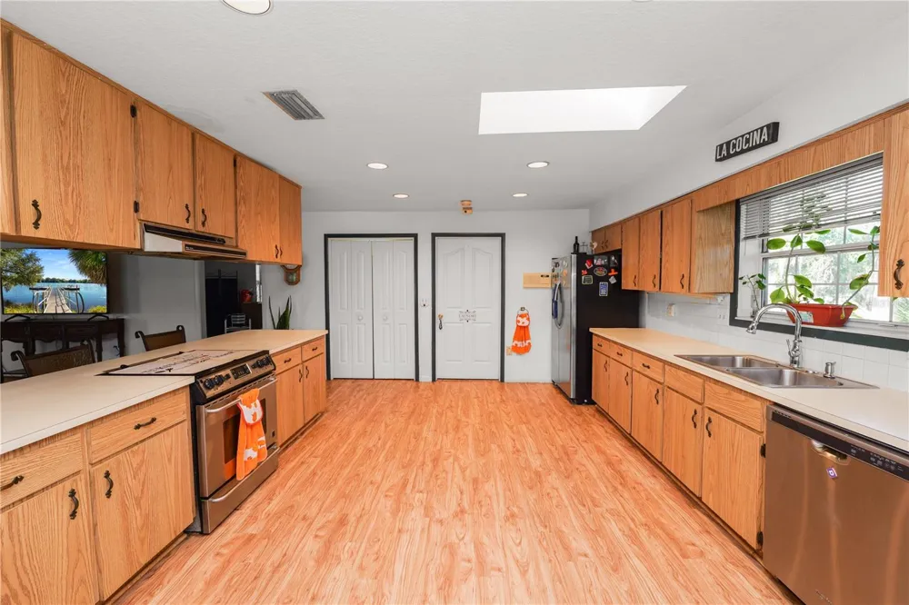 109 NE 4TH AVENUE Mulberry, FL 33860