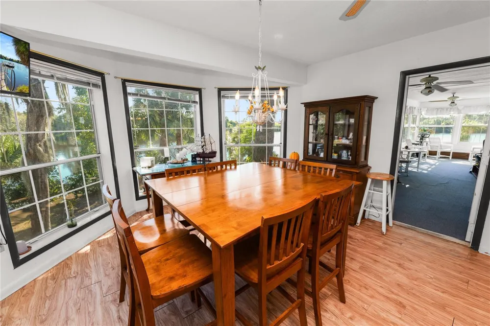 109 NE 4TH AVENUE Mulberry, FL 33860