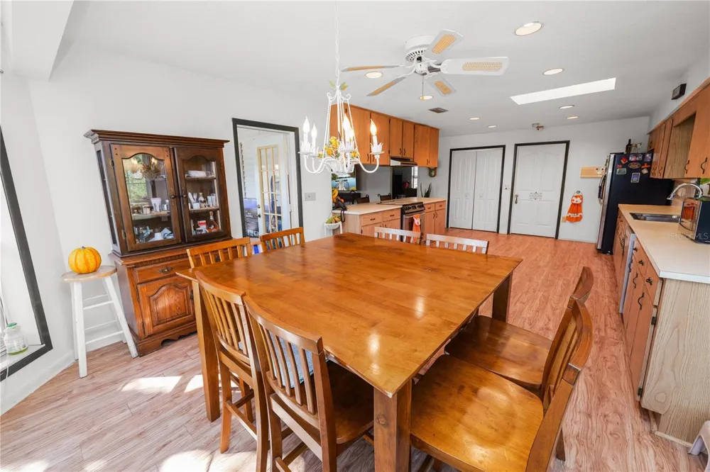 109 NE 4TH AVENUE Mulberry, FL 33860