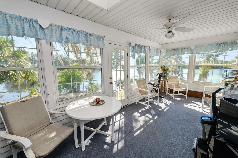 109 NE 4TH AVENUE Mulberry, FL 33860