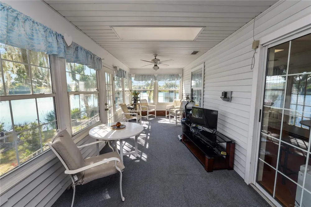 109 NE 4TH AVENUE Mulberry, FL 33860