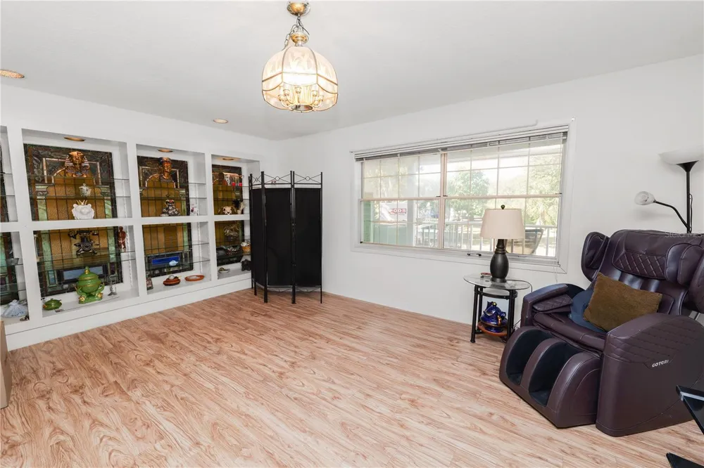 109 NE 4TH AVENUE Mulberry, FL 33860