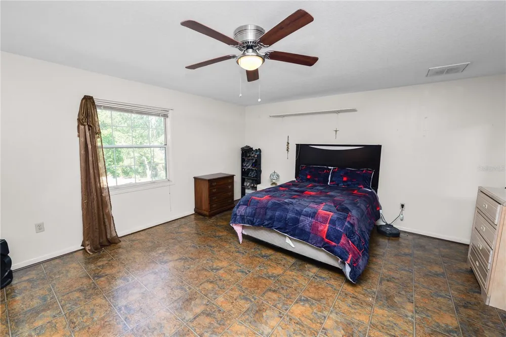 109 NE 4TH AVENUE Mulberry, FL 33860
