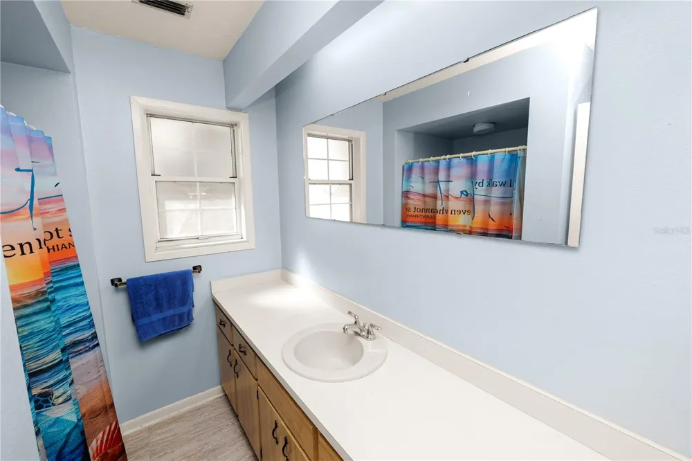 109 NE 4TH AVENUE Mulberry, FL 33860