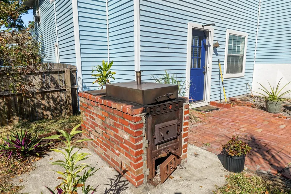 109 NE 4TH AVENUE Mulberry, FL 33860
