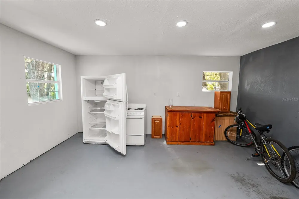 109 NE 4TH AVENUE Mulberry, FL 33860