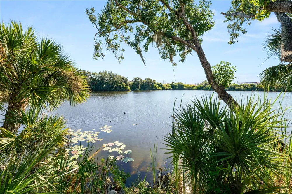 109 NE 4TH AVENUE Mulberry, FL 33860