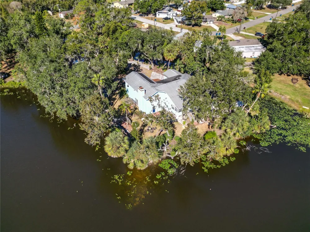 109 NE 4TH AVENUE Mulberry, FL 33860