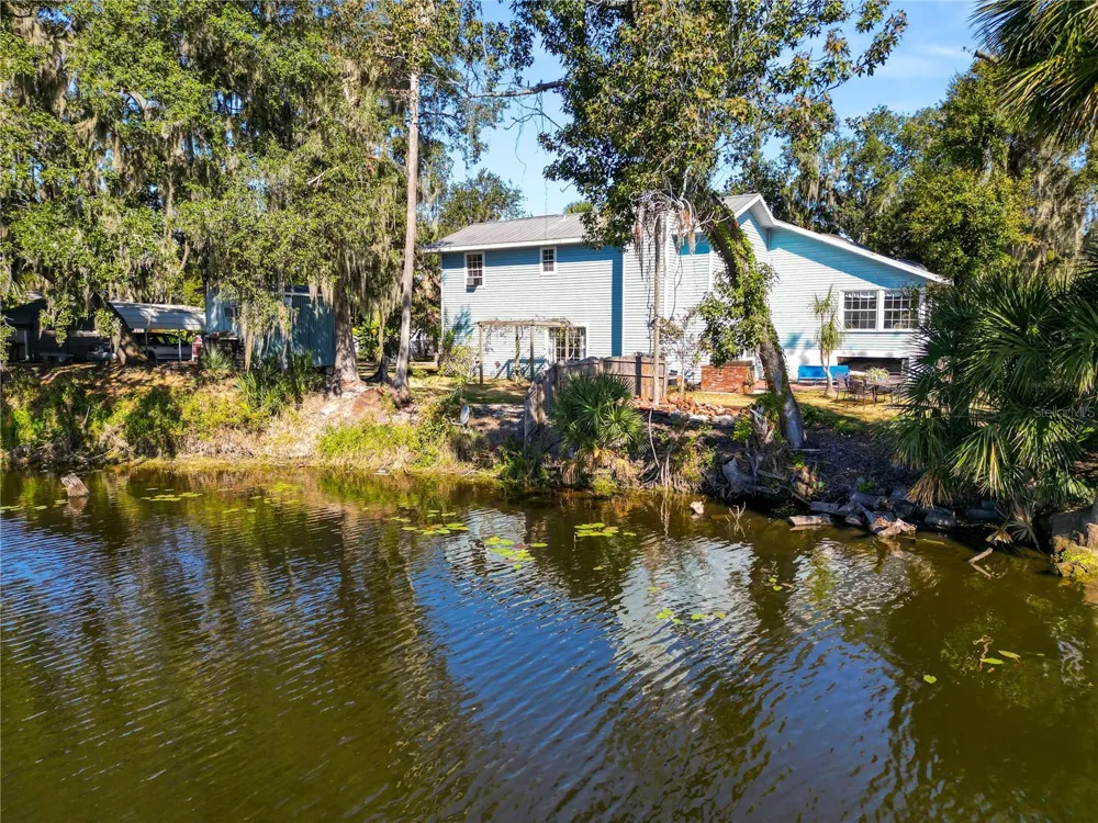 109 NE 4TH AVENUE Mulberry, FL 33860