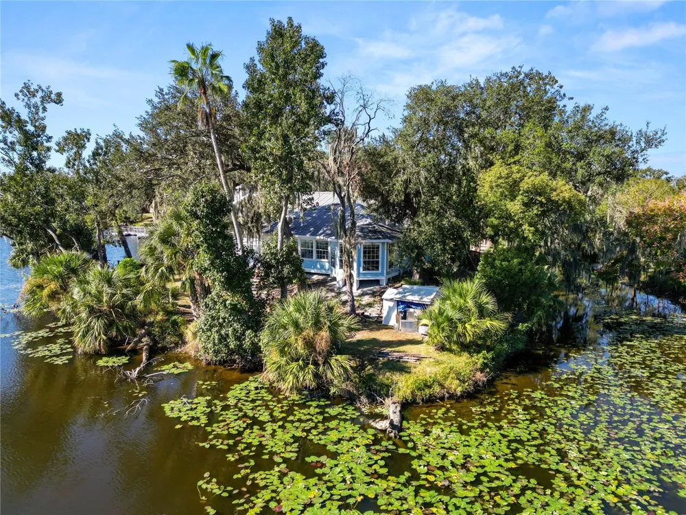 109 NE 4TH AVENUE Mulberry, FL 33860