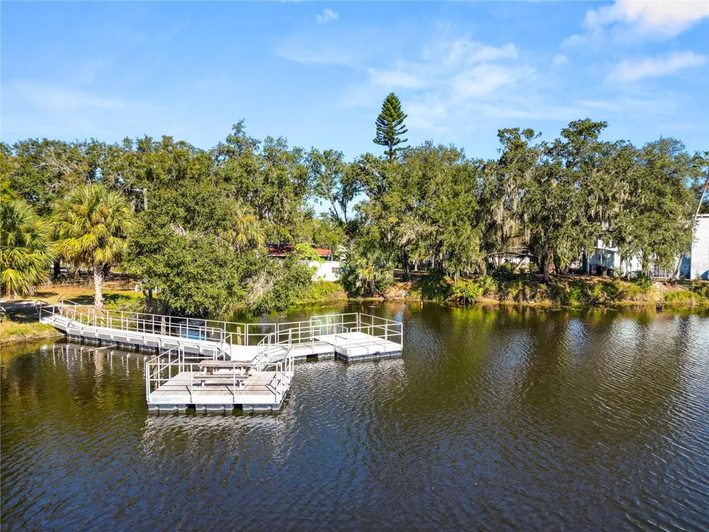 109 NE 4TH AVENUE Mulberry, FL 33860
