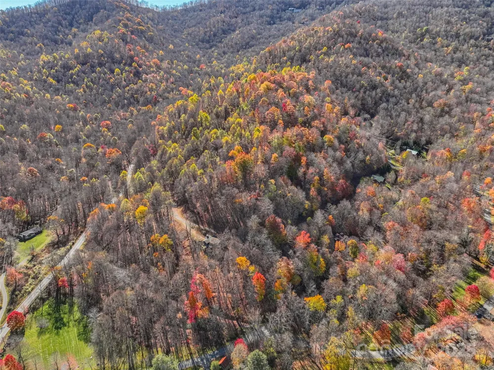 000 Pearl Way #12 Burnsville, NC 28714