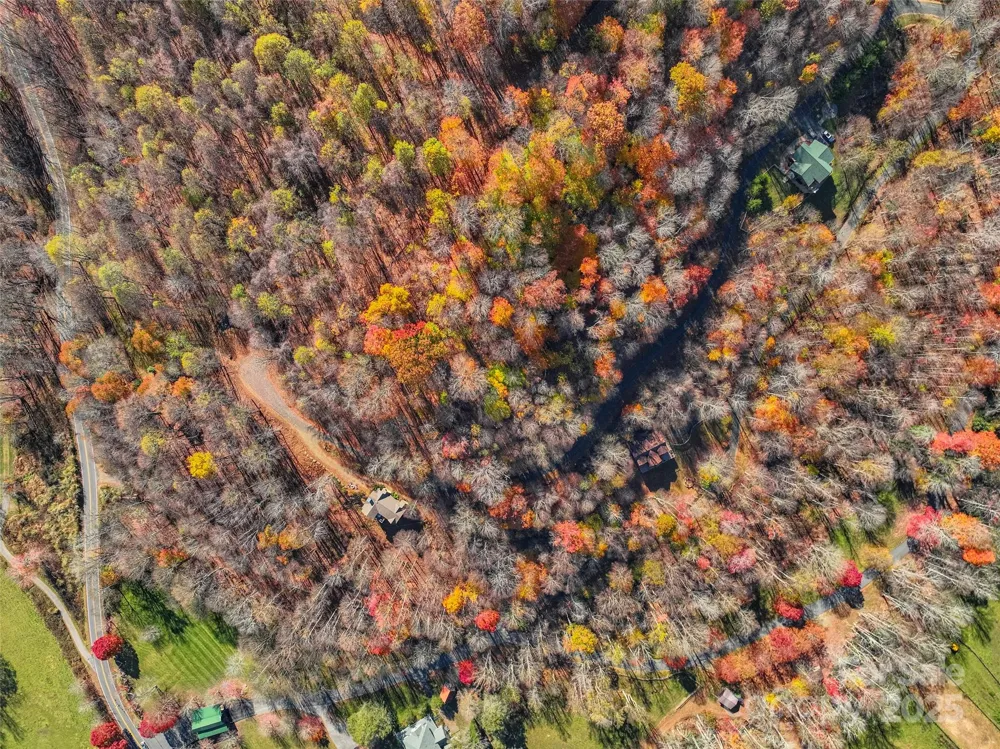 000 Pearl Way #12 Burnsville, NC 28714