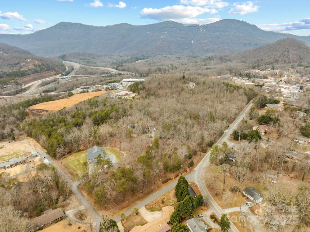 102 Weaver Mill Road Columbus, NC 28722