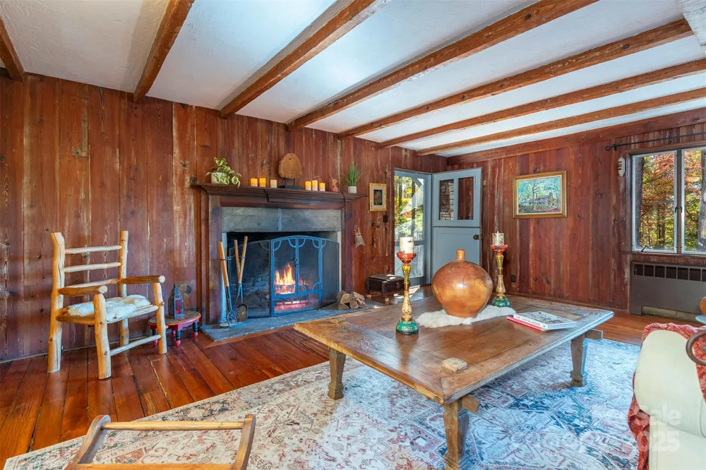 102 Weaver Mill Road Columbus, NC 28722