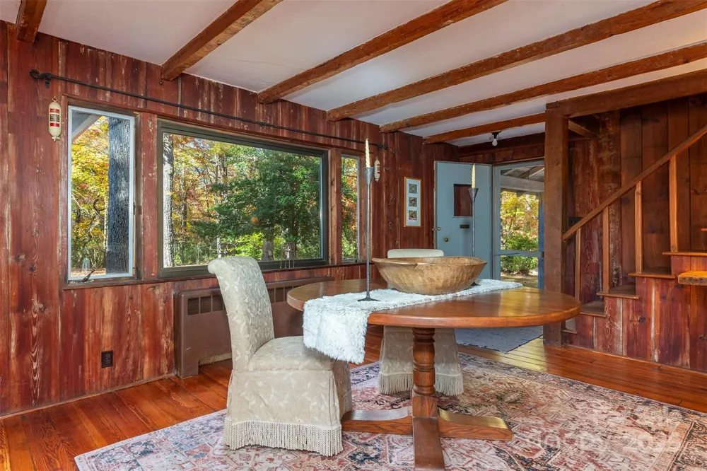 102 Weaver Mill Road Columbus, NC 28722