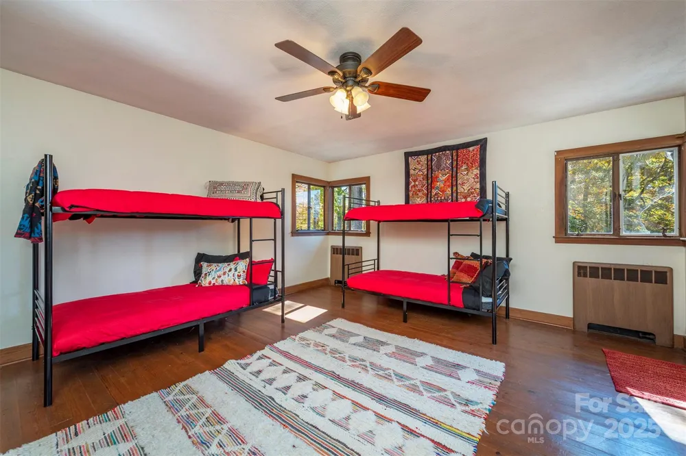 102 Weaver Mill Road Columbus, NC 28722
