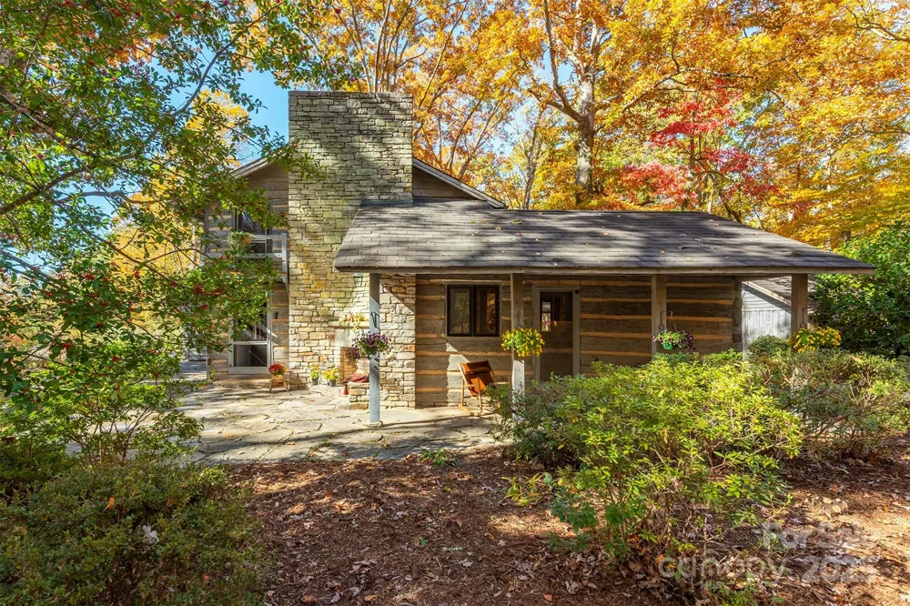 102 Weaver Mill Road Columbus, NC 28722