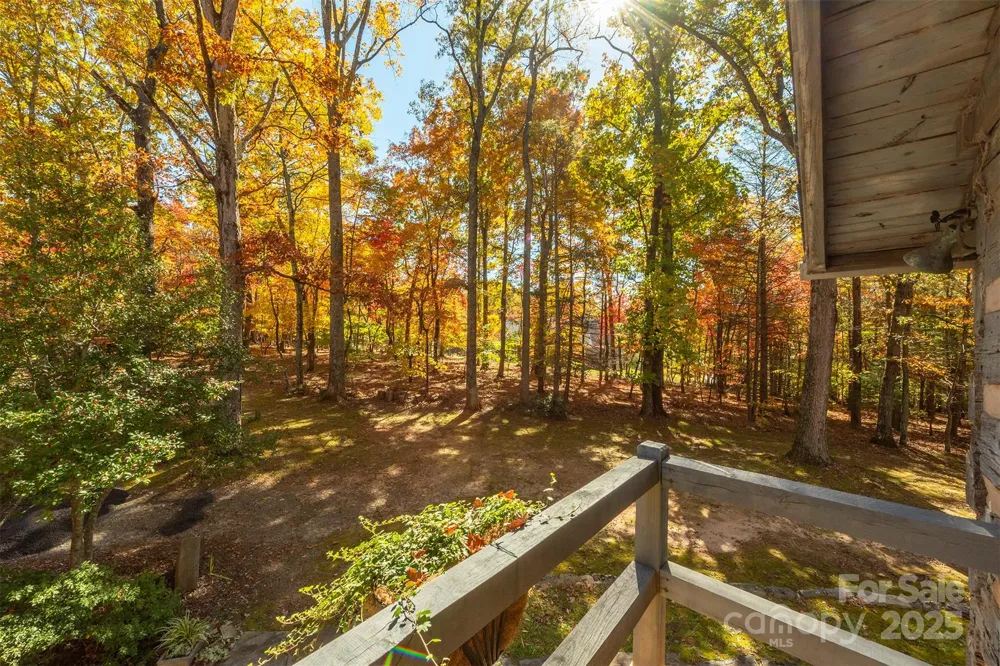 102 Weaver Mill Road Columbus, NC 28722