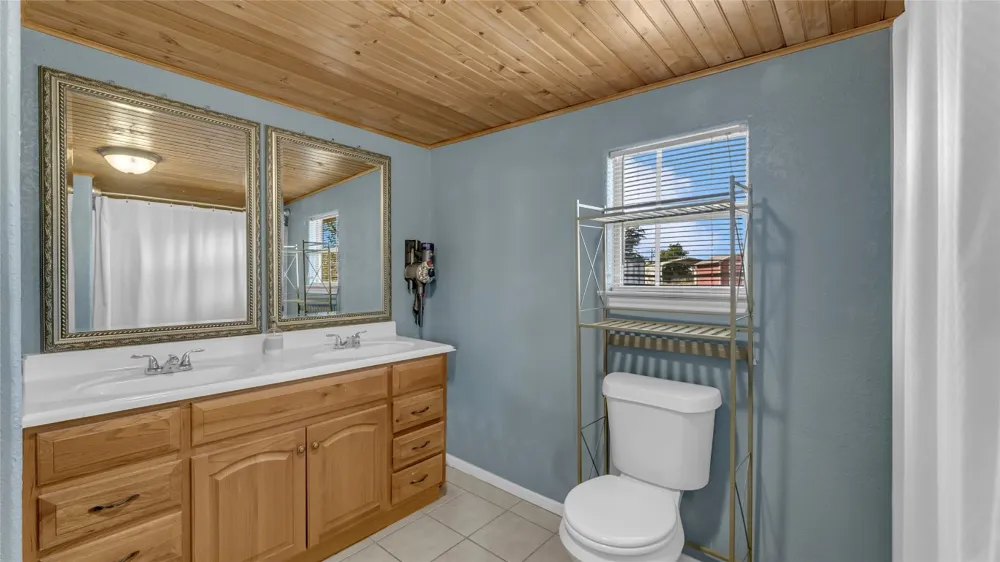 1415 Bee Lane Tow, TX 78672