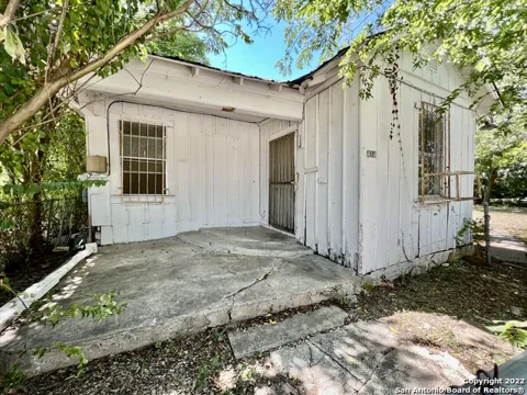 414 Moten Alley