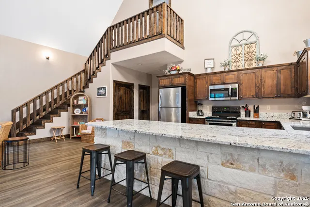488 Canyon Oaks Concan, TX 78838