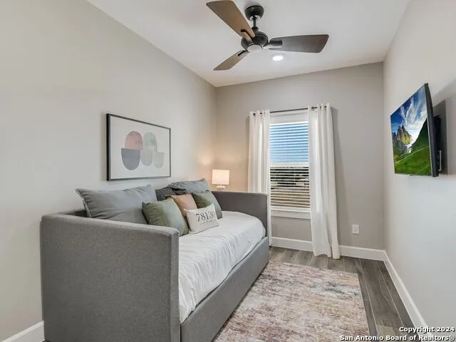 1228 ERVENDBERG AVE #304 New Braunfels, TX 78130