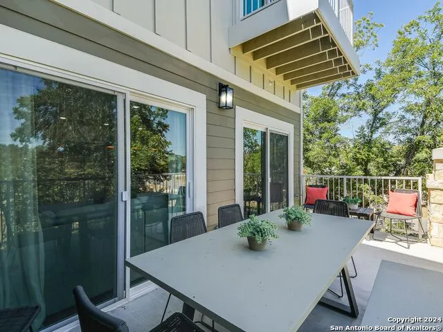 1228 ERVENDBERG AVE #304 New Braunfels, TX 78130