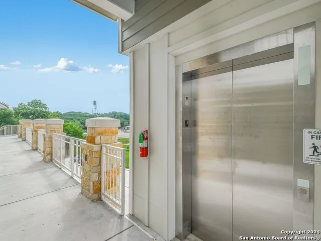 1228 ERVENDBERG AVE #304 New Braunfels, TX 78130