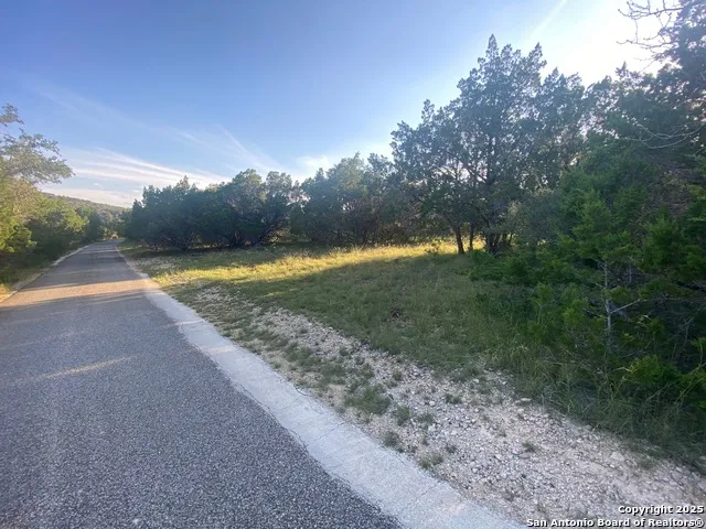 191 Agarita Circle Concan, TX 78838