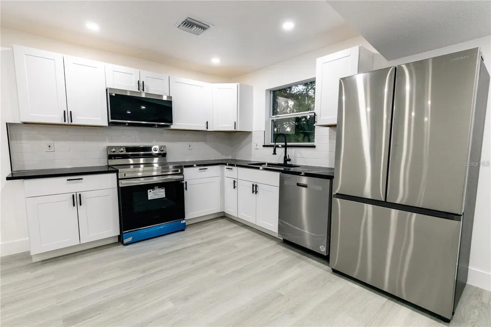 3149 W WASHINGTON STREET Orlando, FL 32805