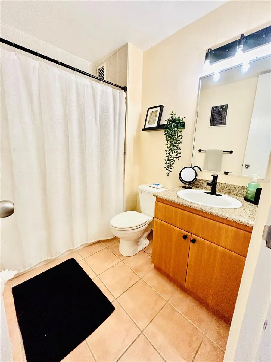 187 SECTOR EL MARTILLO, BARRIO MEDIANIA ALTA #F-304 Loiza, PR 00772