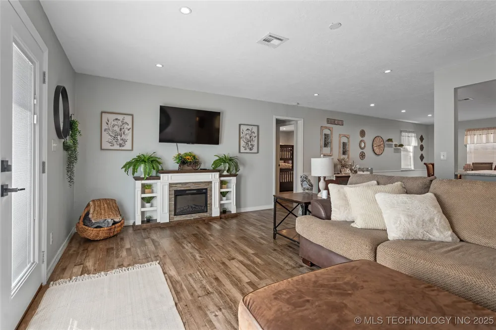 3133 Chickasaw Trail Sulphur, OK 73086