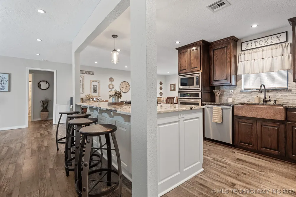 3133 Chickasaw Trail Sulphur, OK 73086