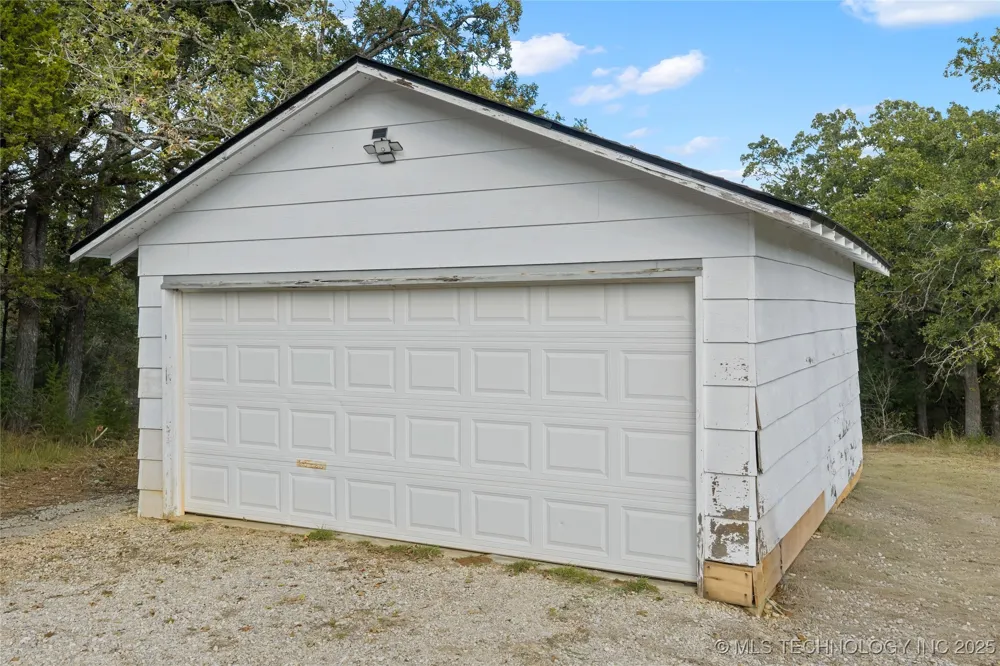 3133 Chickasaw Trail Sulphur, OK 73086